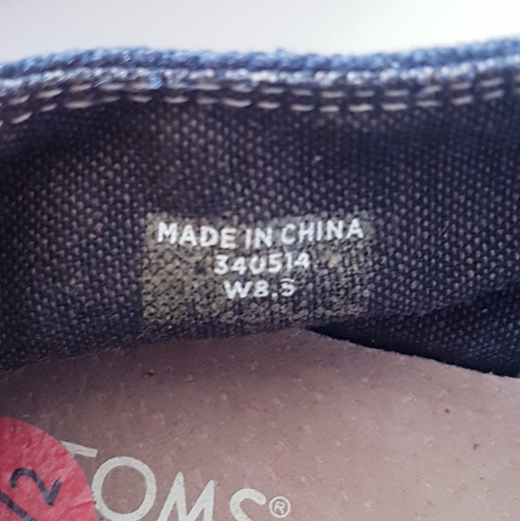 TOMS Black Canvas Lace-Up Sneakers - Picture 9 of 12